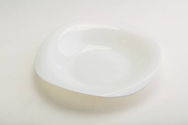 İzole edilmiş servis için beyaz proclean plaka