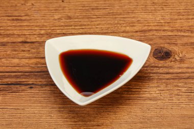Asya mutfağı. Kasede soya sosu.