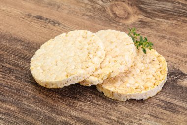 Vejetaryen için diyet çıtır ekmek yığını