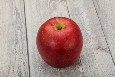 Bekar Kırmızı tatlı elma meyvesi