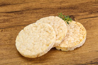 Vejetaryen için diyet çıtır ekmek yığını