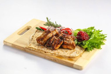 Izgara domuz pirzolası ızgara biberiye