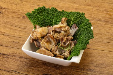 Kavanozda baharatlı kuzu eti