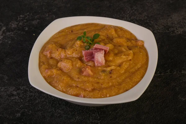 Sopa Crema Guisantes Con Costillas Cerdo Ahumadas — Foto de Stock