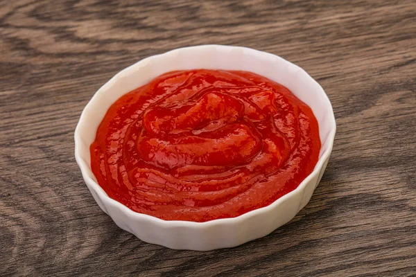 Mexikói Csípős Chili Sriracha Szósz Tálban — Stock Fotó