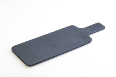 Siyah taş tahtası beyaz arkaplanda izole edildi