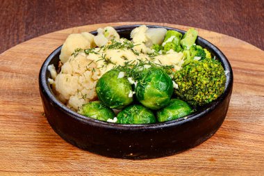 Haşlanmış lahana karışımı - karnabahar ve brokoli kapsülde