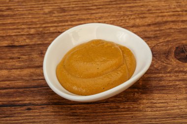 Kasede baharatlı hardal sosu