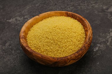 Yemek pişirmek için klozette çiğ öksürük yığını