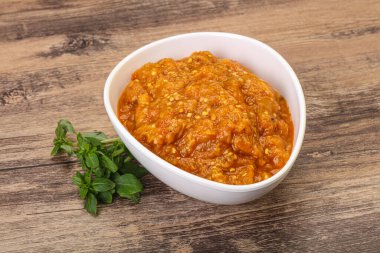 Kafkas mutfağı - Mangal salatası ve ızgara sebze