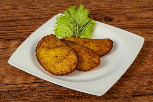 Patata Forno Con Erbe Aromatiche Spezie Servite Rosmarino — Foto Stock