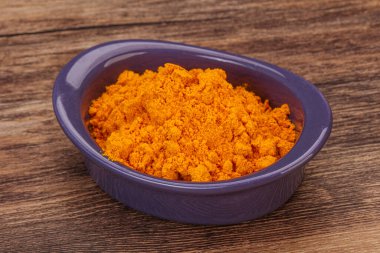 Tumerik - kâsede sokağa çıkma yasağı tozu