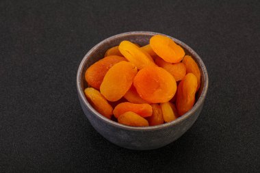 Tatlı, sarı, kurutulmuş kayısı yığını