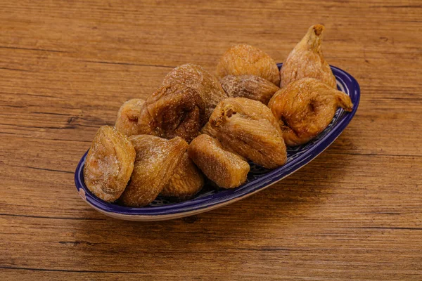 Kuru incirli meyve yığını.