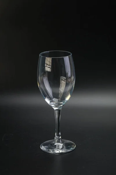 Empty Glass Vine Water Isolated — Stock Photo, Image