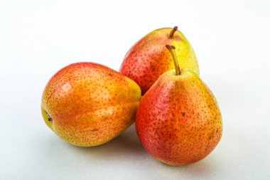 Tatlı olgun armut alabalığı meyvesi