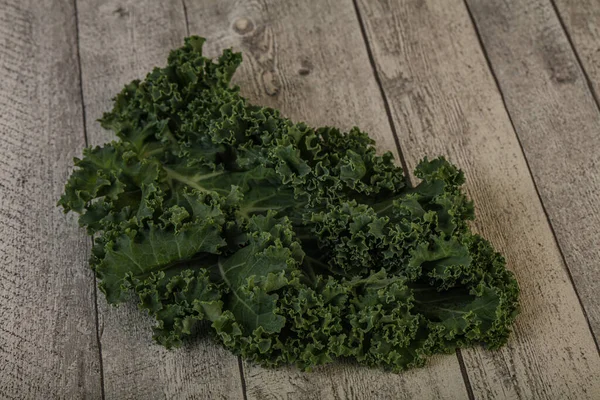 Vagan Cuisine Fresh Green Cale Cabbage Leaf — Stock Photo, Image