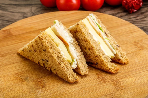 Sándwich Club Con Pechuga Pollo Queso — Foto de Stock