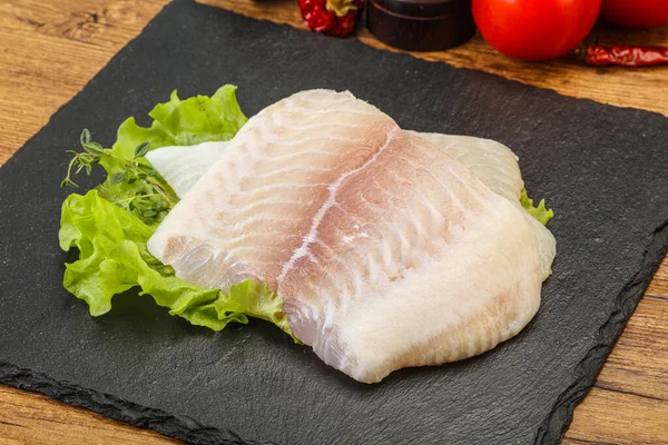 Pişirmek Için Çiğ Pangasius Fileto Balığı — Stok fotoğraf