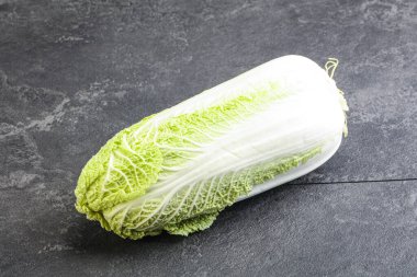 Pişirmek için taze taze Çin lahanası.