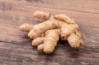 Doğal organik zencefil kökü aroması.