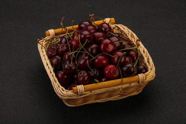 Sweet Ripe Bird Cherry Basket — Stock Photo, Image