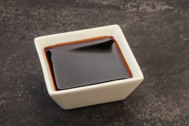 Asya mutfağı. Kasede soya sosu.