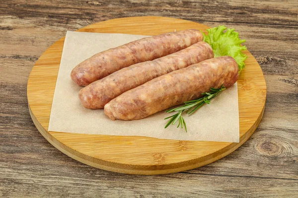 Rauwe Varkensvleesworstjes Voor Grill Geserveerd Rozemarijn — Stockfoto