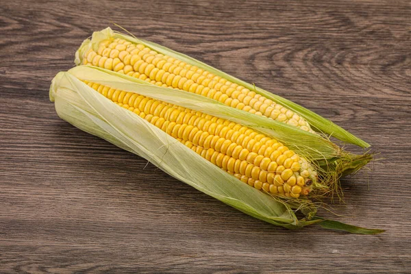 Vegan Cuisine Ripe Sweet Young Corn — Stock Photo, Image