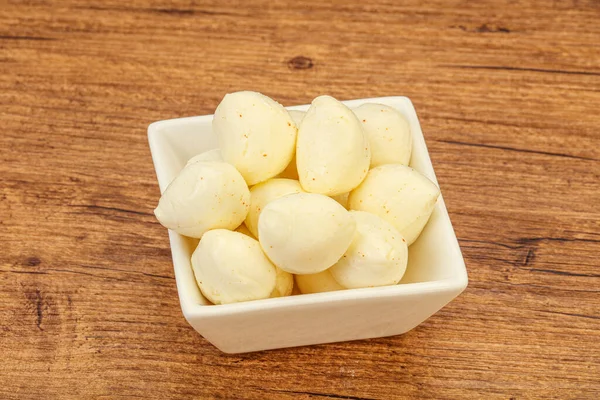 Natürlicher Leckerer Baby Mozarella Käse Der Schüssel — Stockfoto