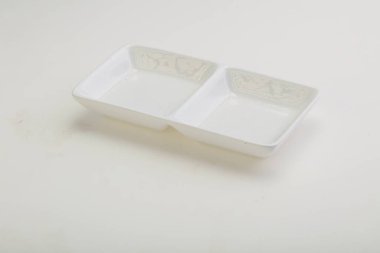 İzole edilmiş servis için beyaz leke kasesi