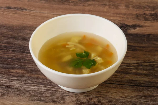 Leckere Hühnersuppe Mit Karotten Und Kartoffeln — Stockfoto