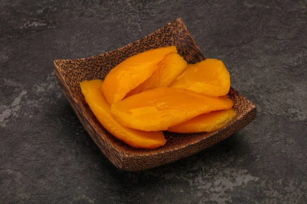 Dolci Deliziose Fette Mango Sciroppate — Foto Stock