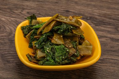 Kavrulmuş yeşil fasulye ve lahana ile Vagan mutfağı