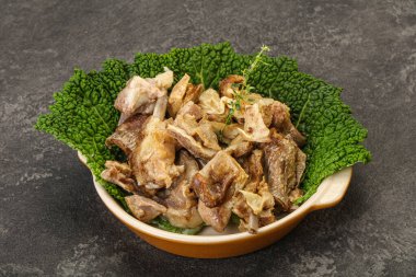 Kavanozda baharatlı kuzu eti