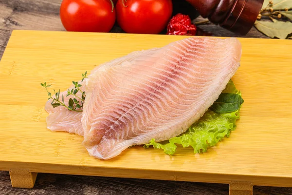 Fillet Ikan Tilapia Mentah Untuk Dimasak — Stok Foto