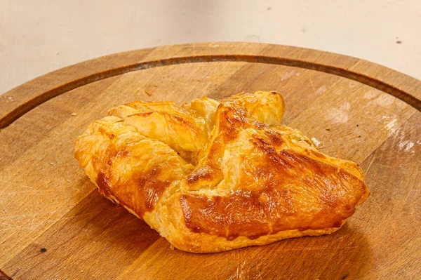 Peynirli Lezzetli Puf Böreği — Stok fotoğraf