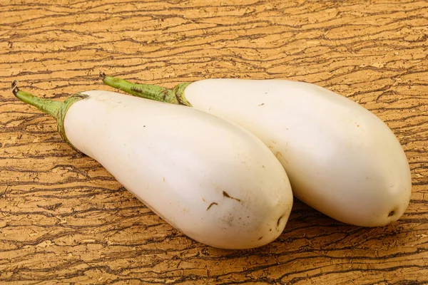 Reife Und Schmackhafte Weiße Bio Auberginen Oder Auberginen — Stockfoto