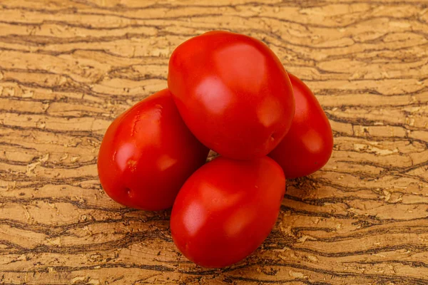 Pocos Rojo Brillante Sabroso Montón Tomate — Foto de Stock