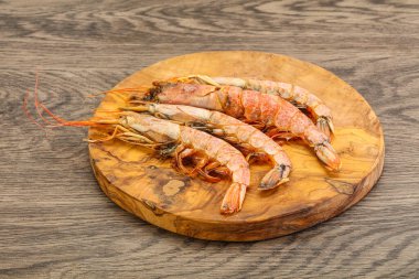 Lezzetli büyük Langoustine deniz ürünleri.