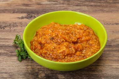 Kafkas mutfağı - Mangal salatası ve ızgara sebze