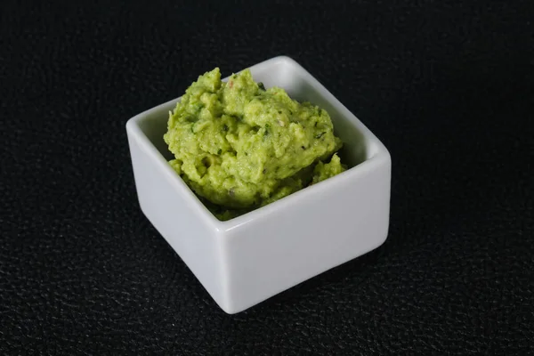 Saus Guacamole Alpukat Pedas Dengan Cabai — Stok Foto