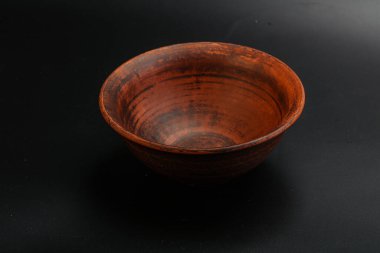 Mutfak için renkli boş kase izole