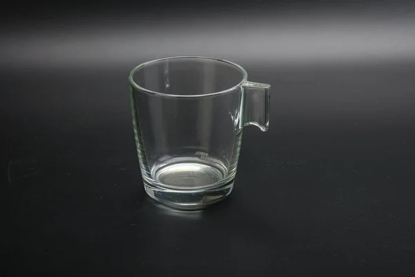 Copo Vidro Vazio Para Bebidas Isoladas — Fotografia de Stock