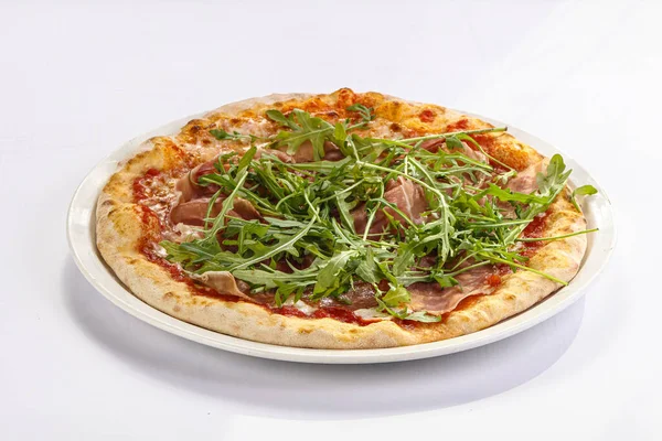 Pizza Tradicional Italiana Com Salsichas Queijo — Fotografia de Stock