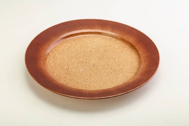 Mutfak için boş renk tabağı izole edildi