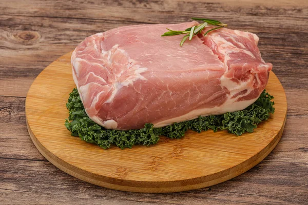 Rohes Stück Schweinefleisch Zum Kochen — Stockfoto