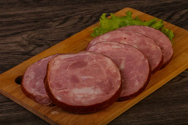 Scheiben Schweinefleischschinken Über Holzbrett — Stockfoto