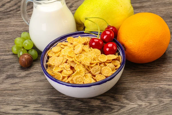 Desayuno Con Copos Maíz Frutas Leche — Foto de Stock