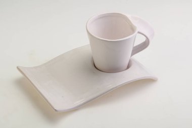 Çay için boş bardak ya da izole kahve.